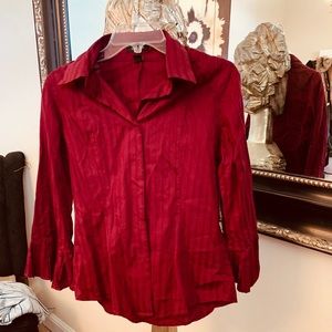 Cranberry shirt with 3/4 pleated accordion sleeve
